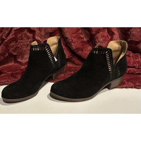 Lucky Brand Womens 8M Black Suede Ankle Booties Block Heel Country Western Boots - Picture 2 of 7